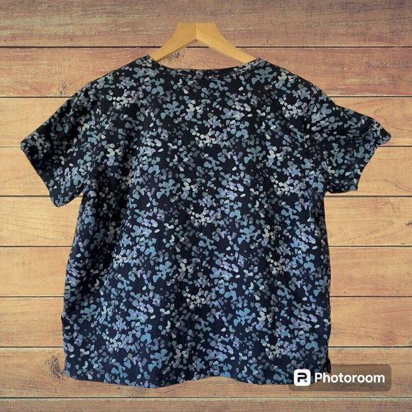 Eddie Bauer Blue Short Sleeve Top  Size L   GUC - Picture 2 of 4